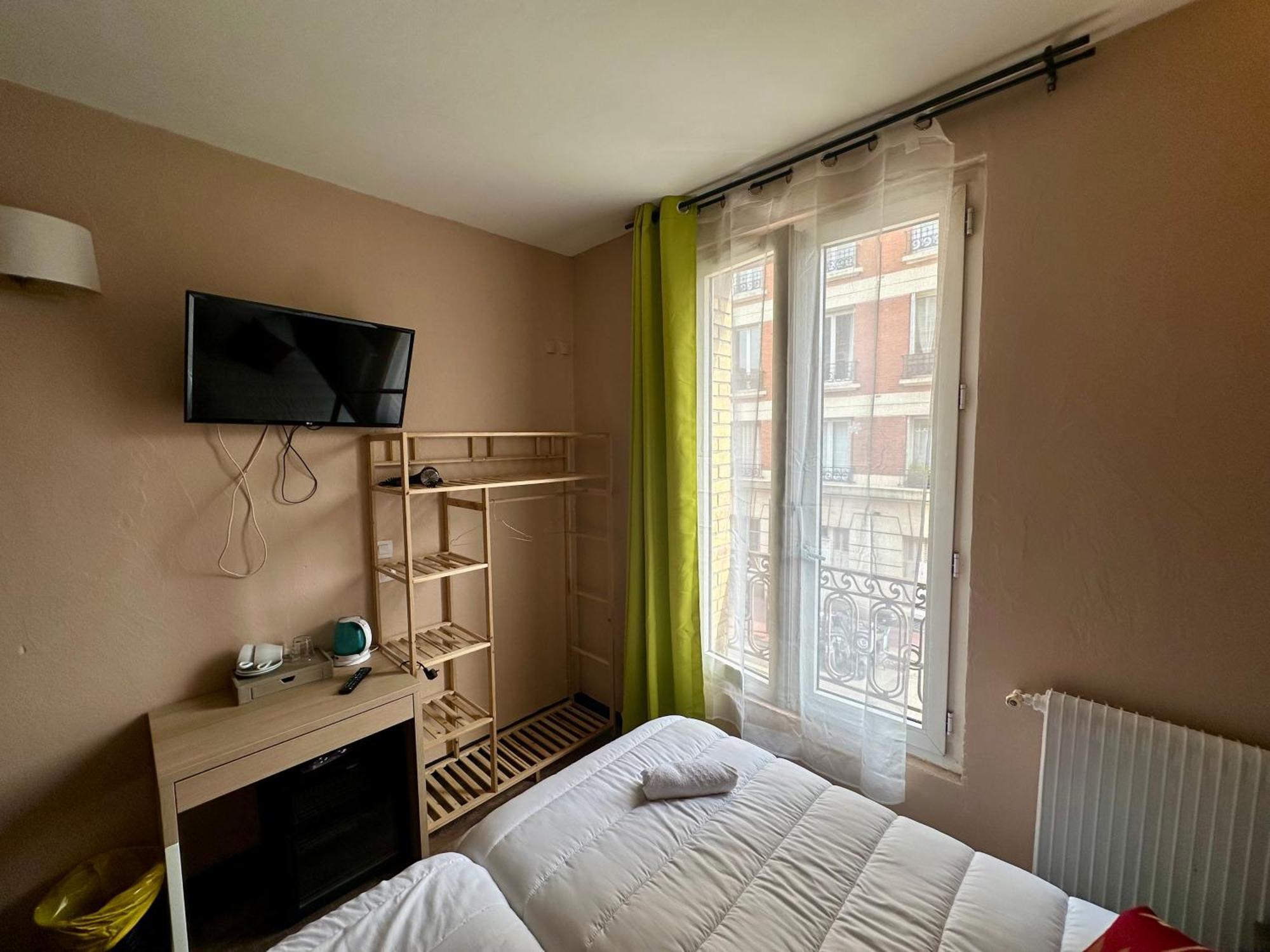 Hotel Victor Hugo Clamart Eksteriør billede