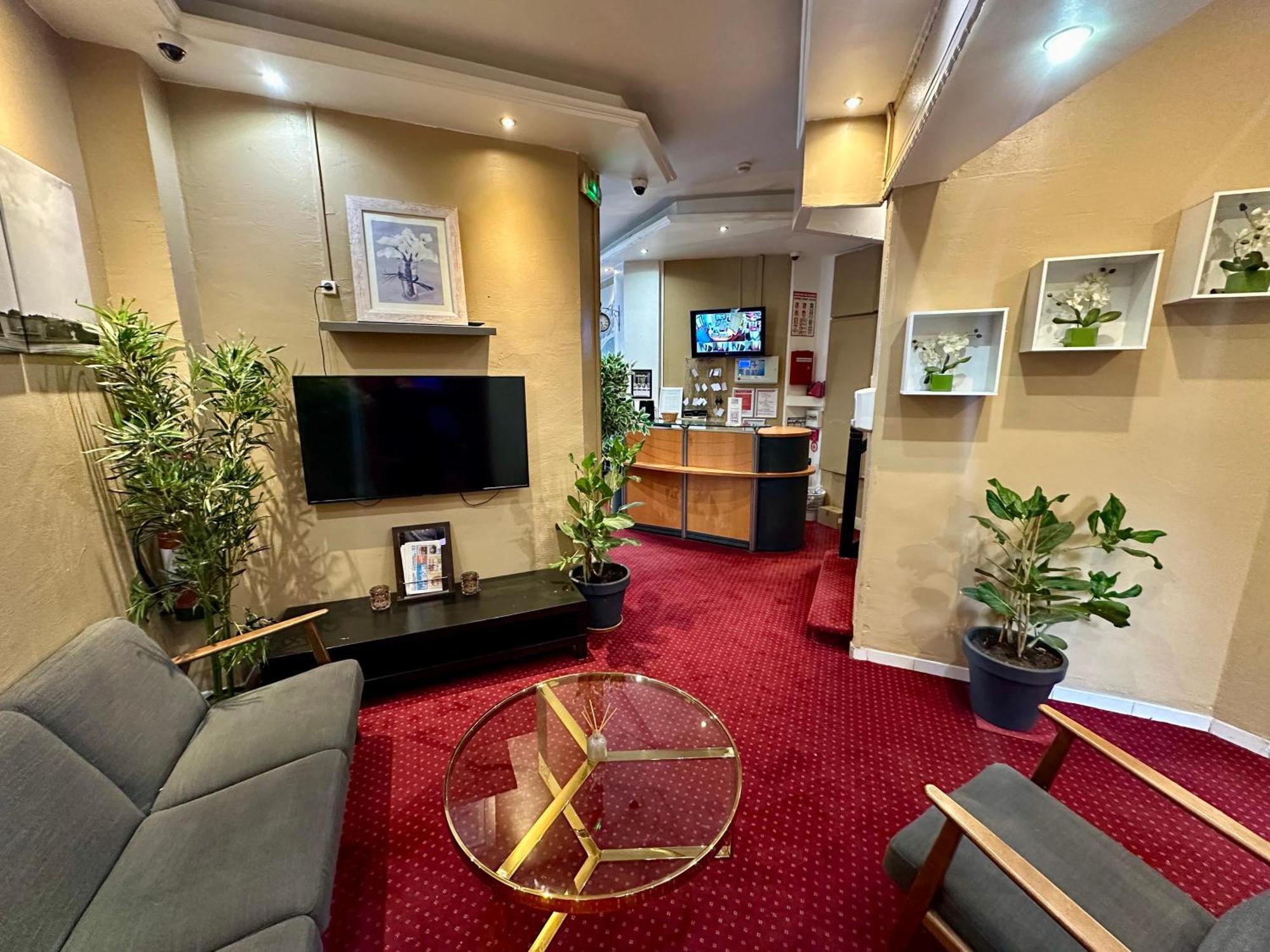 Hotel Victor Hugo Clamart Eksteriør billede